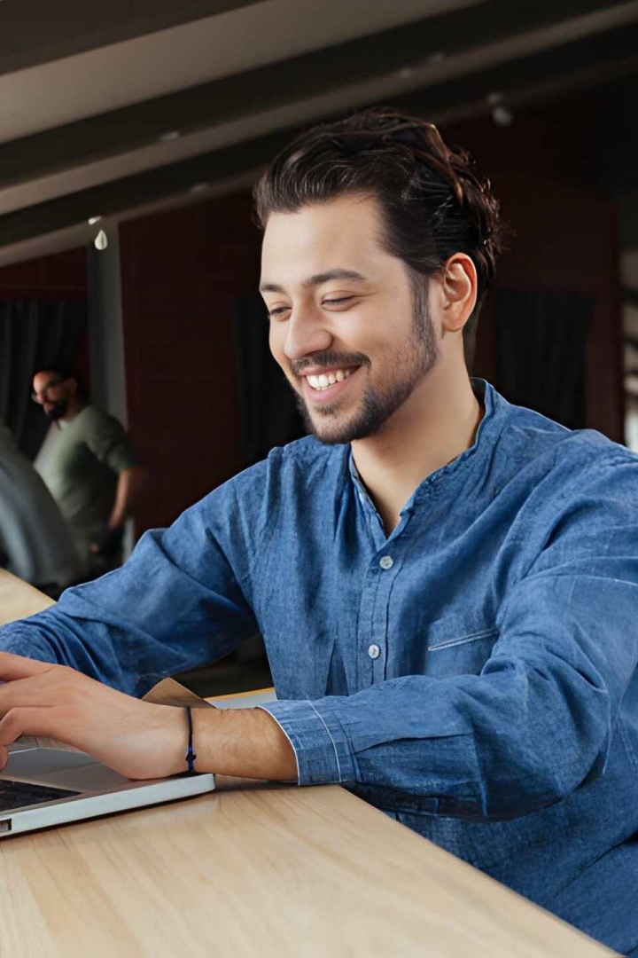 Come scegliere un CRM commerciale adatto a una piccola impresa? | TakeOff